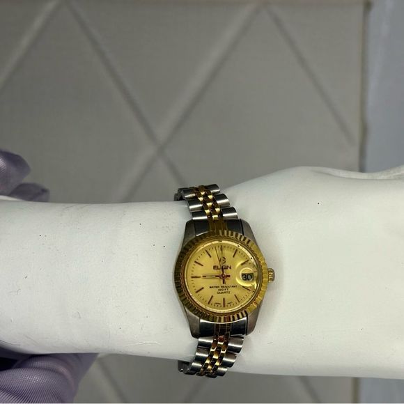 Elon Stainless Steel Water Resistant Quartz Watch - Picture 7 of 10